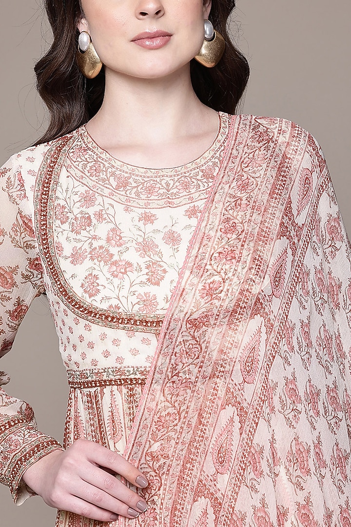 Pink Viscose Chiffon Floral Printed Kurta Set by Ritu Kumar at Pernia's Pop Up Shop