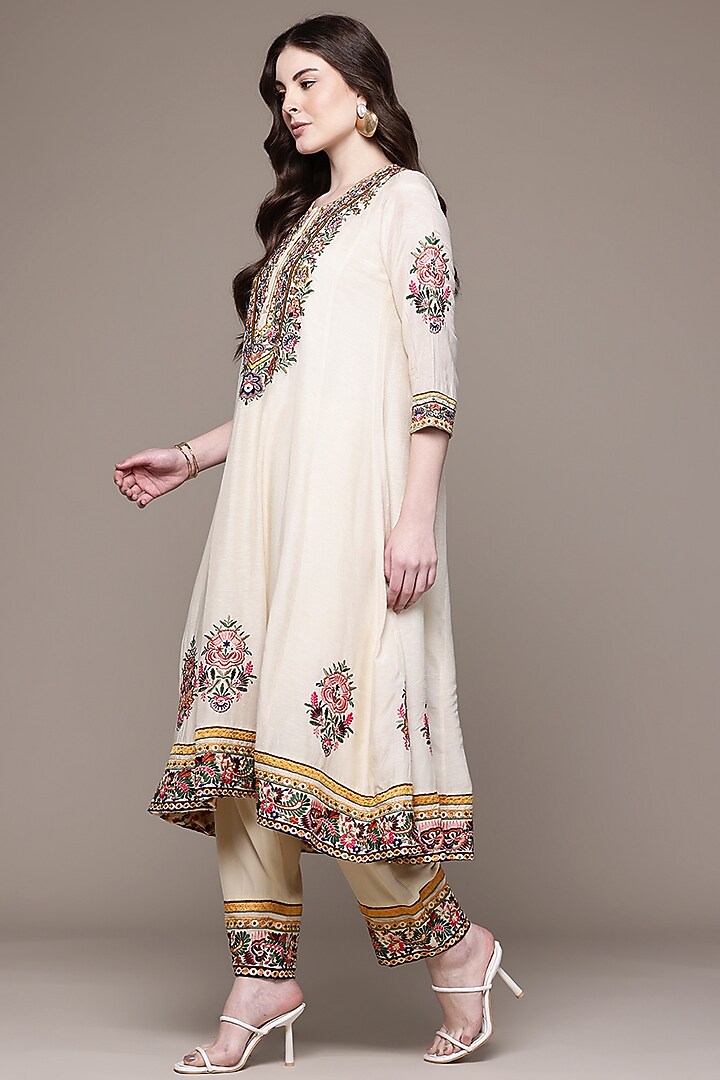 Ecru Viscose Linen Georgette Kurta Set by Ritu Kumar at Pernia's Pop Up Shop