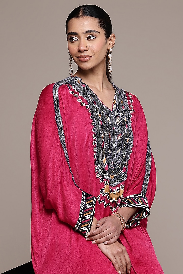 Red Modal Satin Kurta Set by Ritu Kumar at Pernia's Pop Up Shop