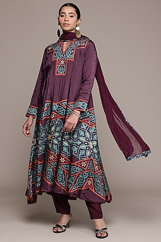 Wine Viscose Dupion Kurta Set by Ritu Kumar