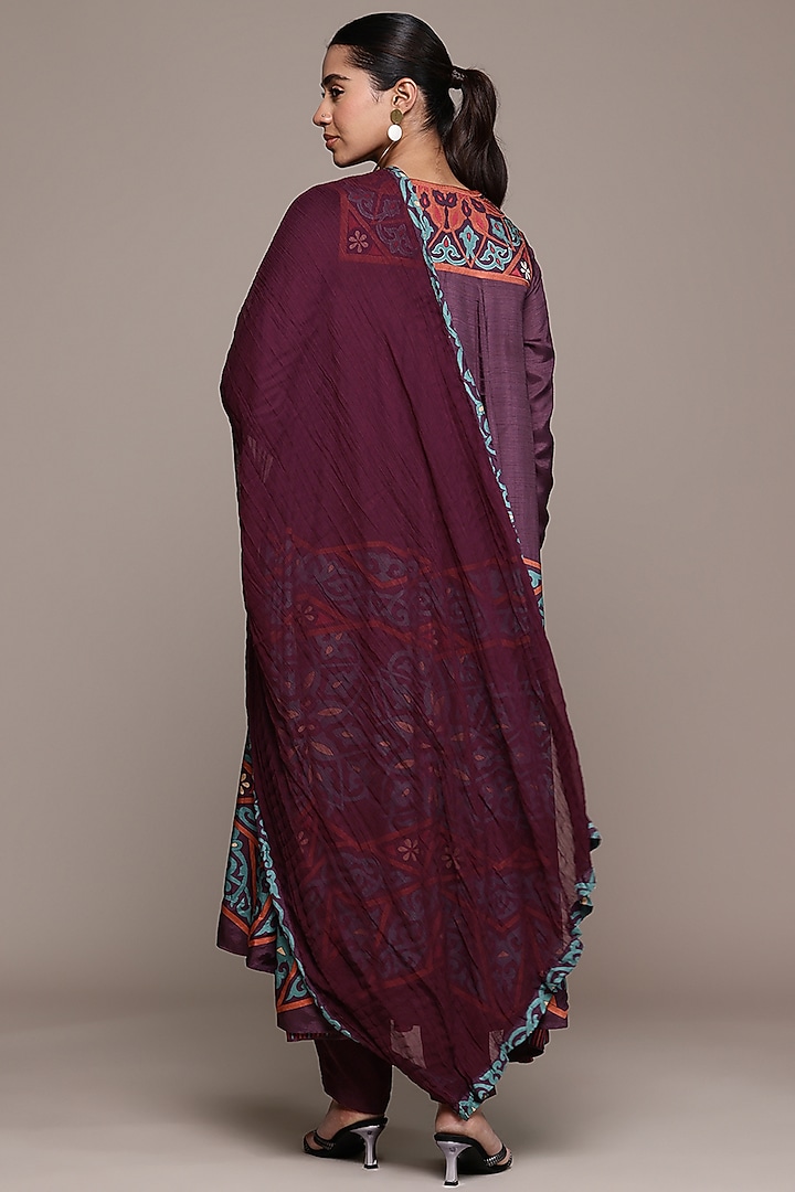 Wine Viscose Dupion Kurta Set by Ritu Kumar at Pernia's Pop Up Shop