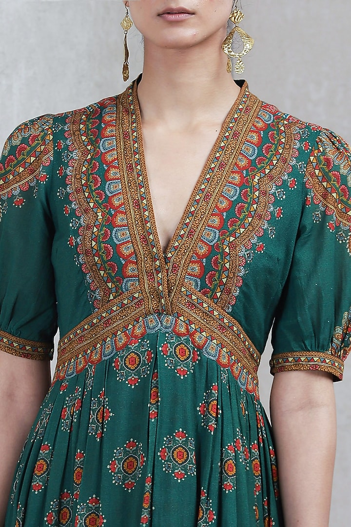 ritu kumar green dress Step out in style with #LabelSquad @cosmoandfries in our green maxi dress. Swipe to see the back of the dress! Follow the link in our bio to shop the collection online