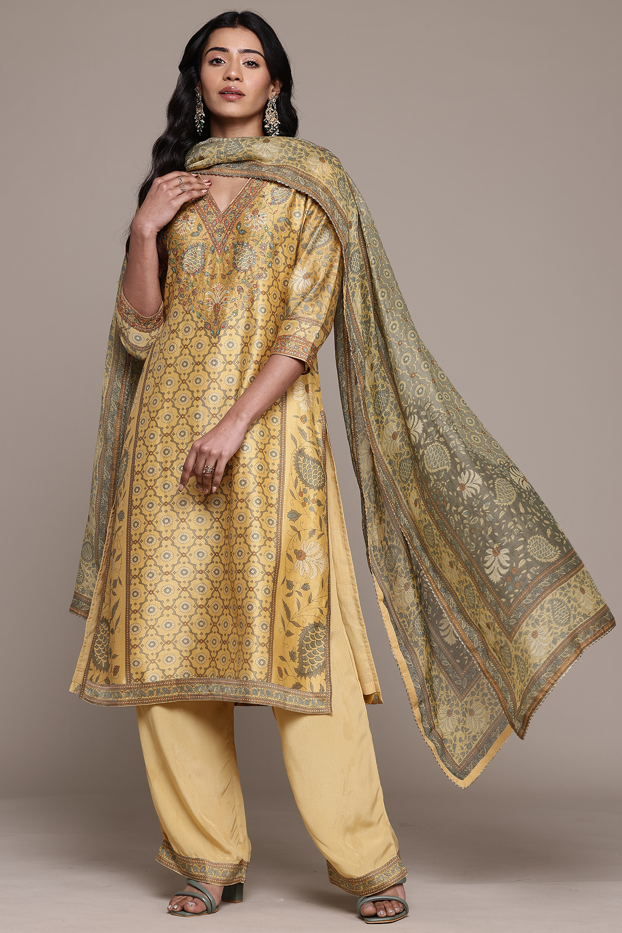 Lemon Yellow Silk Chanderi Kurta Set by Ritu Kumar at Pernia's Pop Up Shop