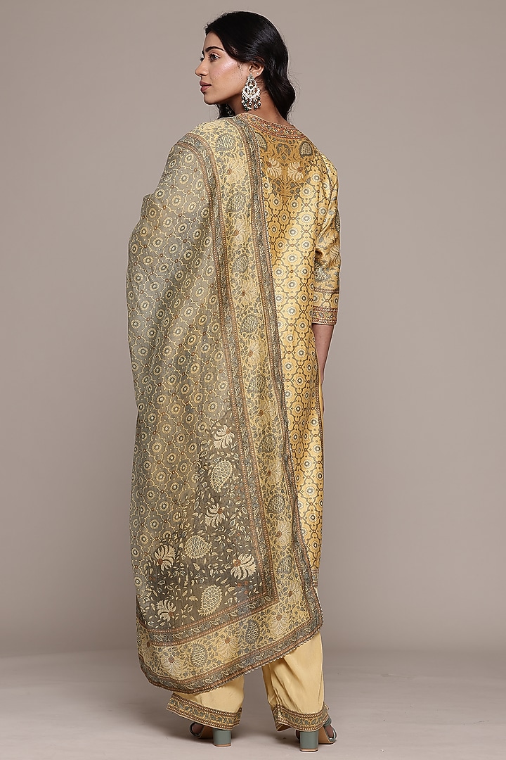 Lemon Yellow Silk Chanderi Kurta Set by Ritu Kumar at Pernia's Pop Up Shop