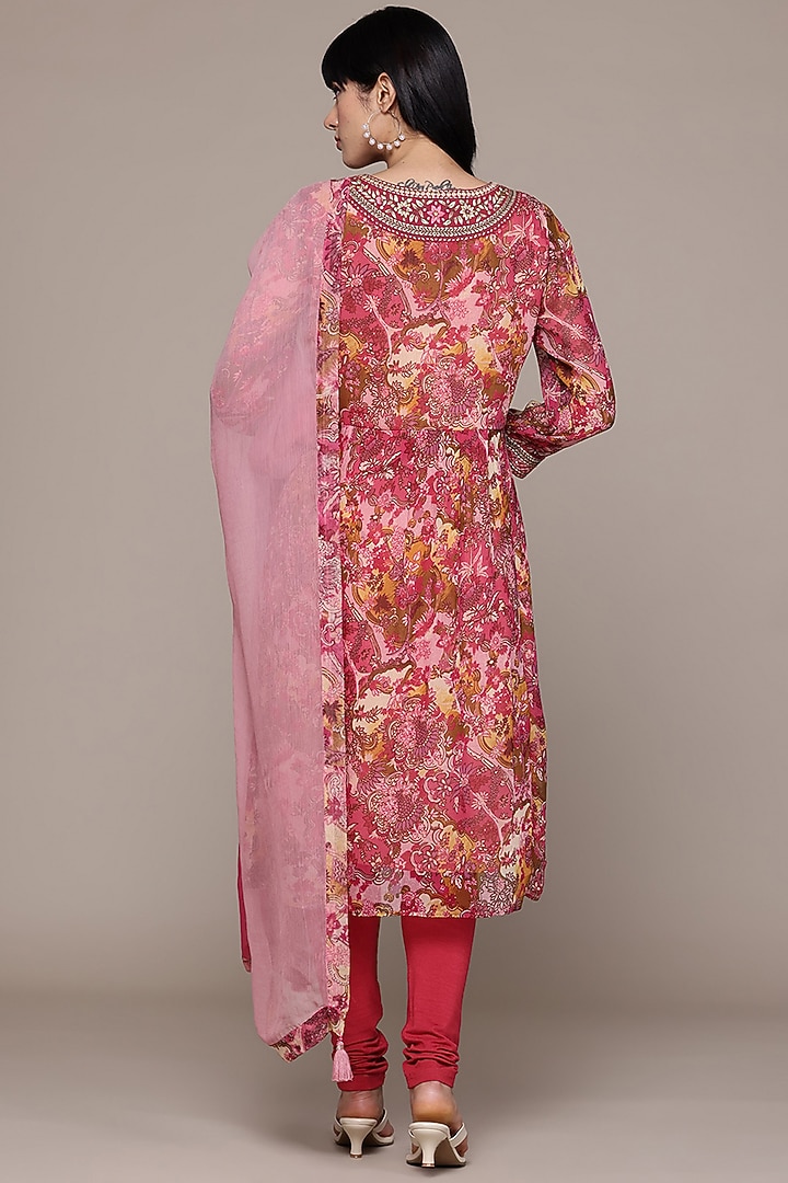Pink Viscose Chiffon Screen Printed Kurta Set by Ritu Kumar at Pernia's Pop Up Shop