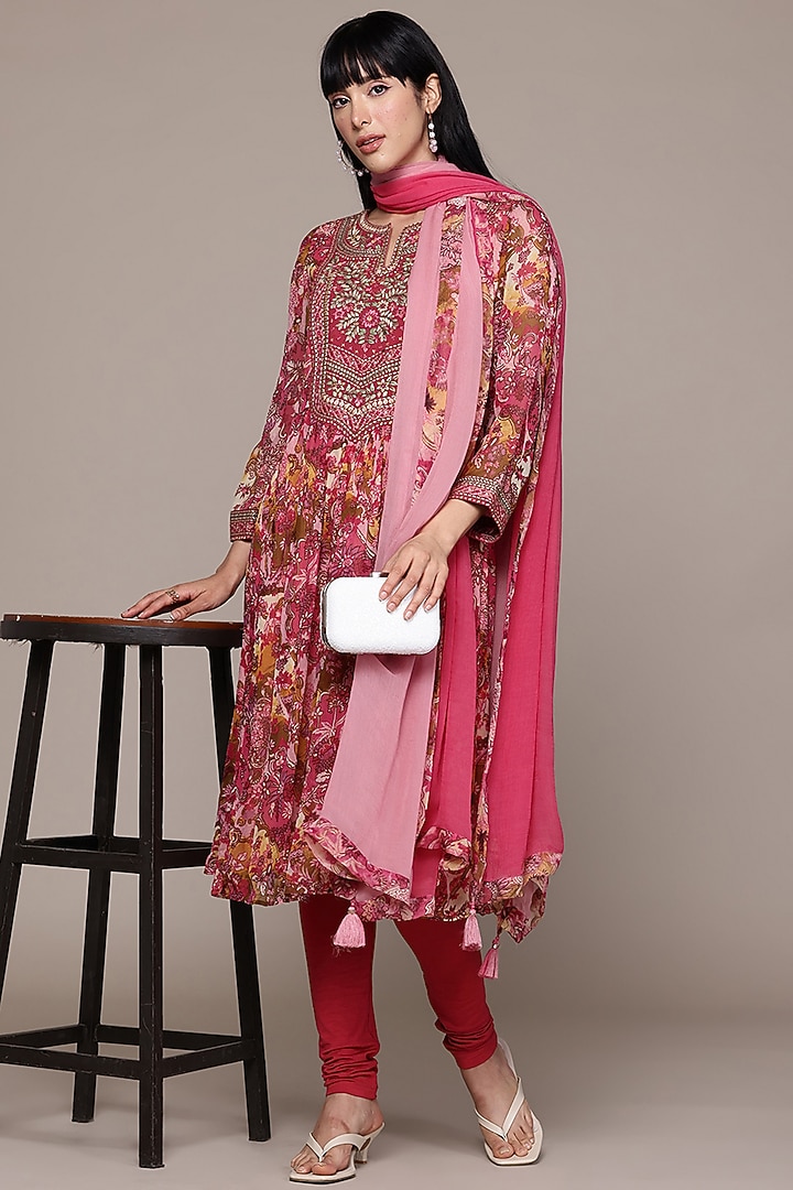 Pink Viscose Chiffon Screen Printed Kurta Set by Ritu Kumar at Pernia's Pop Up Shop