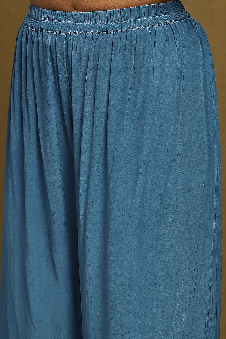 Off-White & Blue Silk Hand Embroidered Kurta Set by Ritu Kumar at Pernia's Pop Up Shop