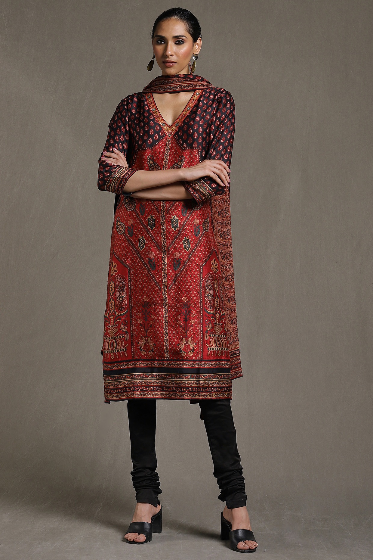 Red & Black Silk Printed Kurta Set by Ritu Kumar at Pernia's Pop Up ...