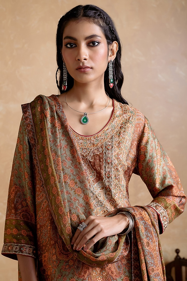 Khaki Murshidabad Silk Floral Printed Kurta Set by Ritu Kumar at Pernia's Pop Up Shop