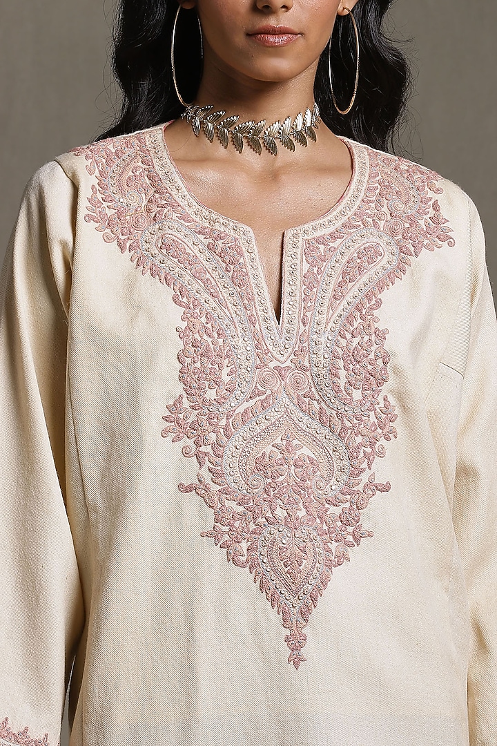 Off-White Wool Embroidered Kaftan by Ritu Kumar at Pernia's Pop Up Shop