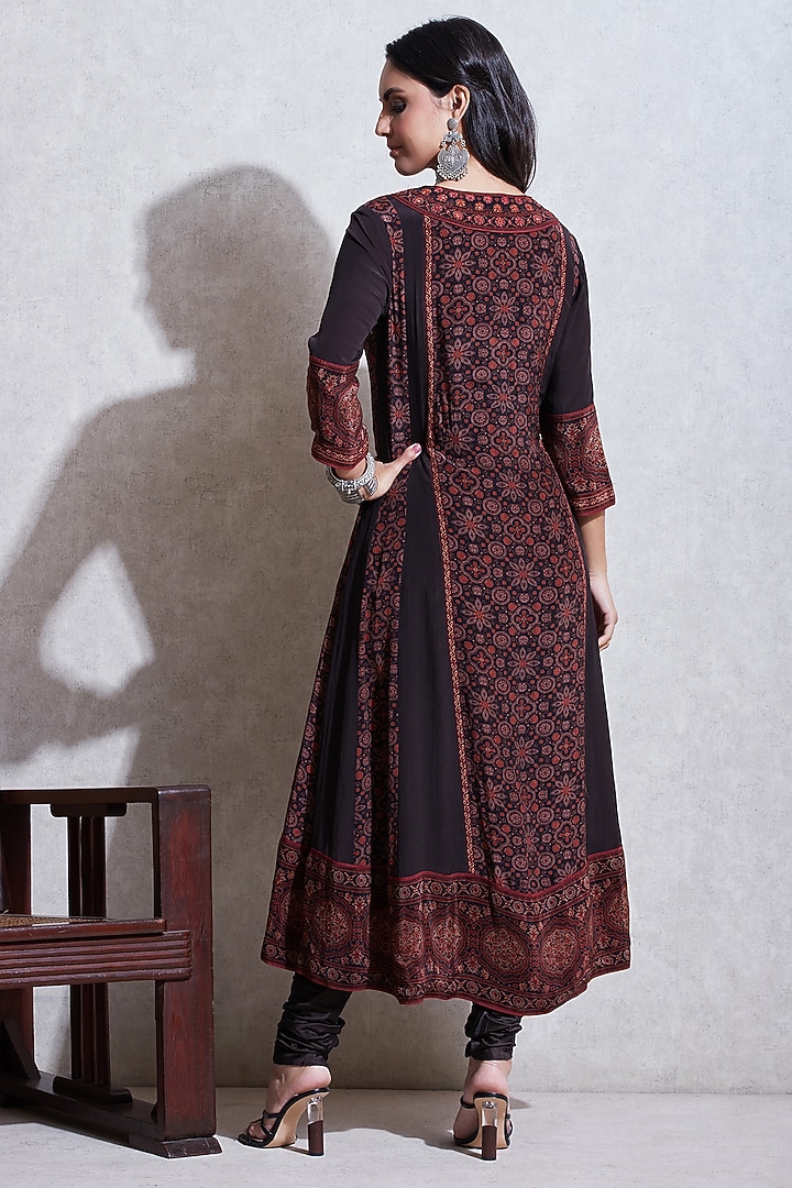 Black & Rust Orange Kurta Set by Ritu Kumar at Pernia's Pop Up Shop