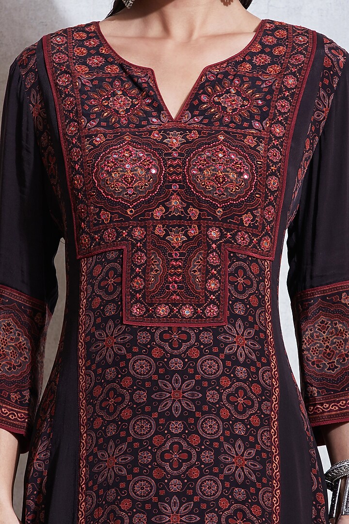 Black & Rust Orange Kurta Set by Ritu Kumar at Pernia's Pop Up Shop