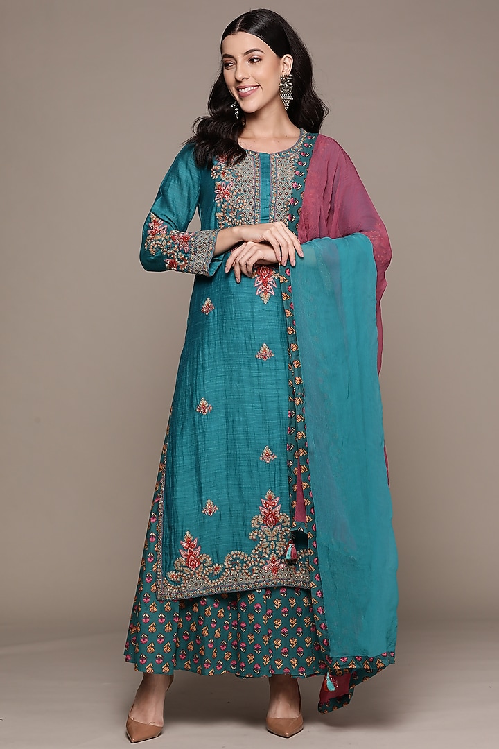 Teal Blended Fabric Embroidered Kurta Set by Ritu Kumar at Pernia's Pop ...