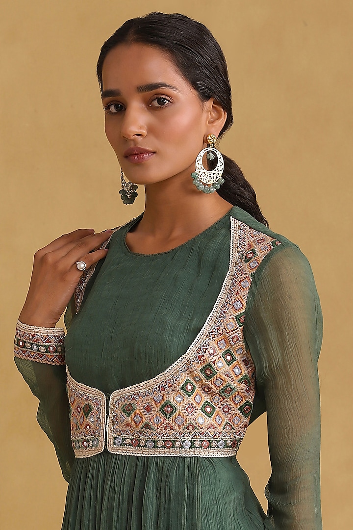 Green Chiffon Embroidered Party Wear Anarkali Set by Ritu Kumar at Pernia's Pop Up Shop
