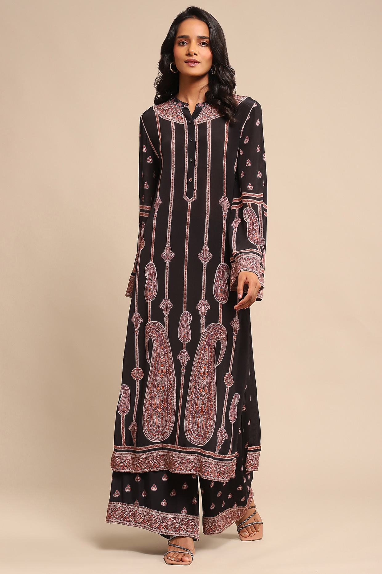 Black Crepe Printed Kurta Set by Ritu Kumar at Pernia's Pop Up Shop