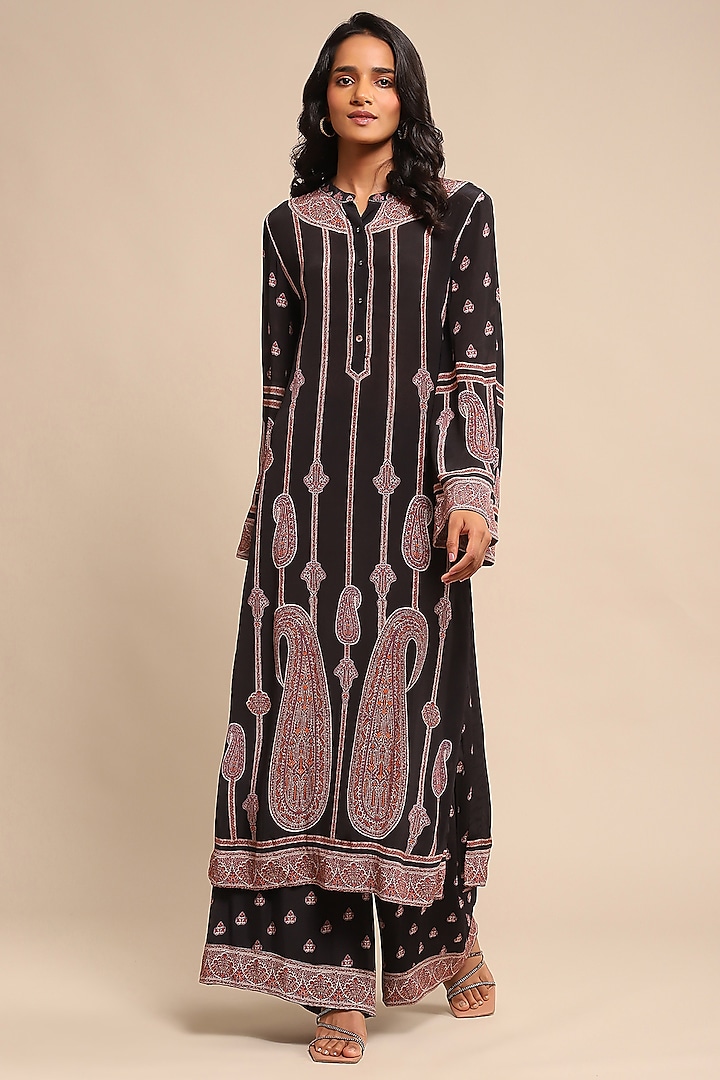 Black Crepe Printed Kurta Set by Ritu Kumar at Pernia's Pop Up Shop