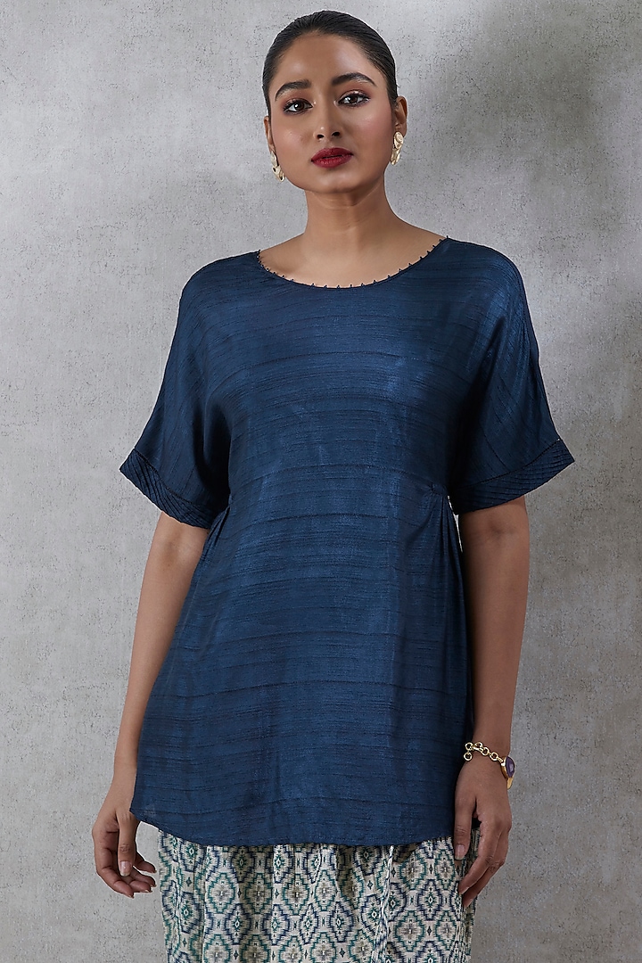 Navy Blue Short Kurta Design by Ritu Kumar at Pernia's Pop Up Shop 2023