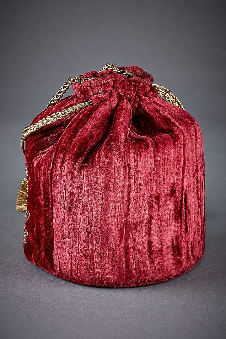 Burgundy Embellished Velvet Potli by Ri Ritu Kumar at Pernia's Pop Up Shop