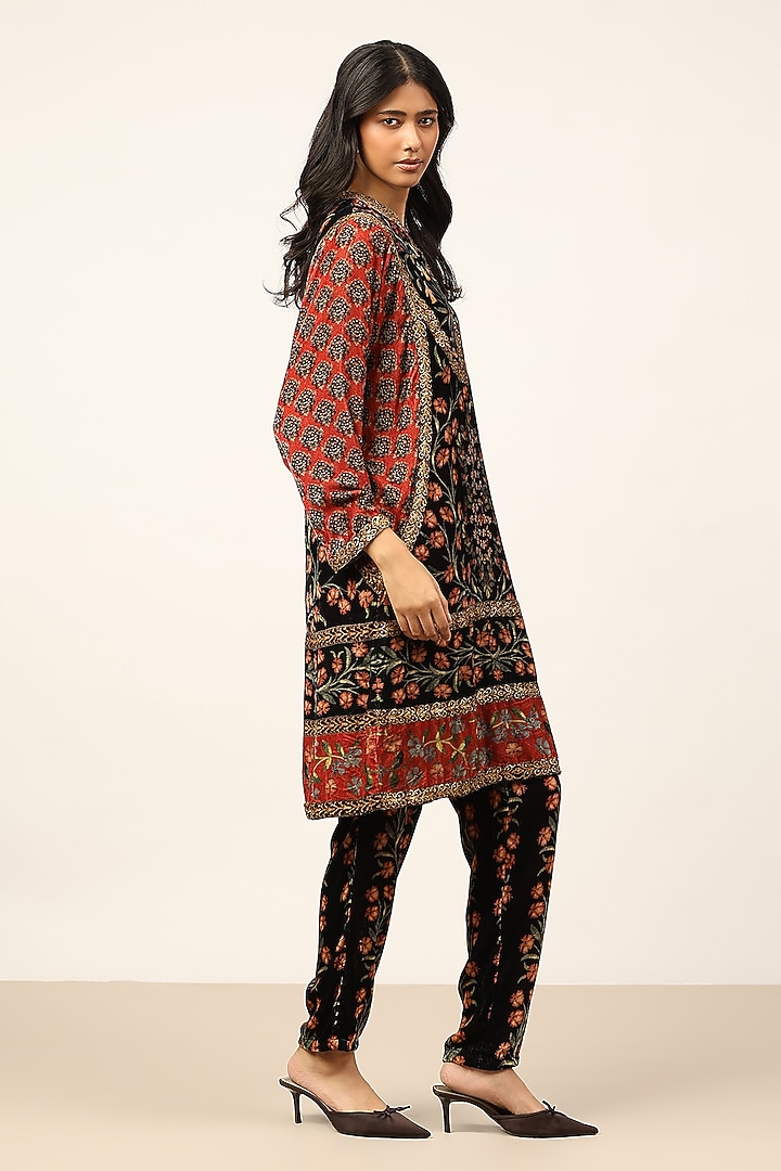 Black & Rust Silk Floral Printed Kurta Set by Ritu Kumar at Pernia's Pop Up Shop