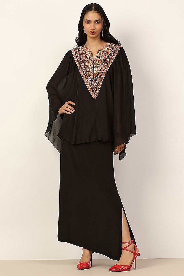 Black & Beige Viscose Embroidered Kurta Set by Ritu Kumar at Pernia's Pop Up Shop