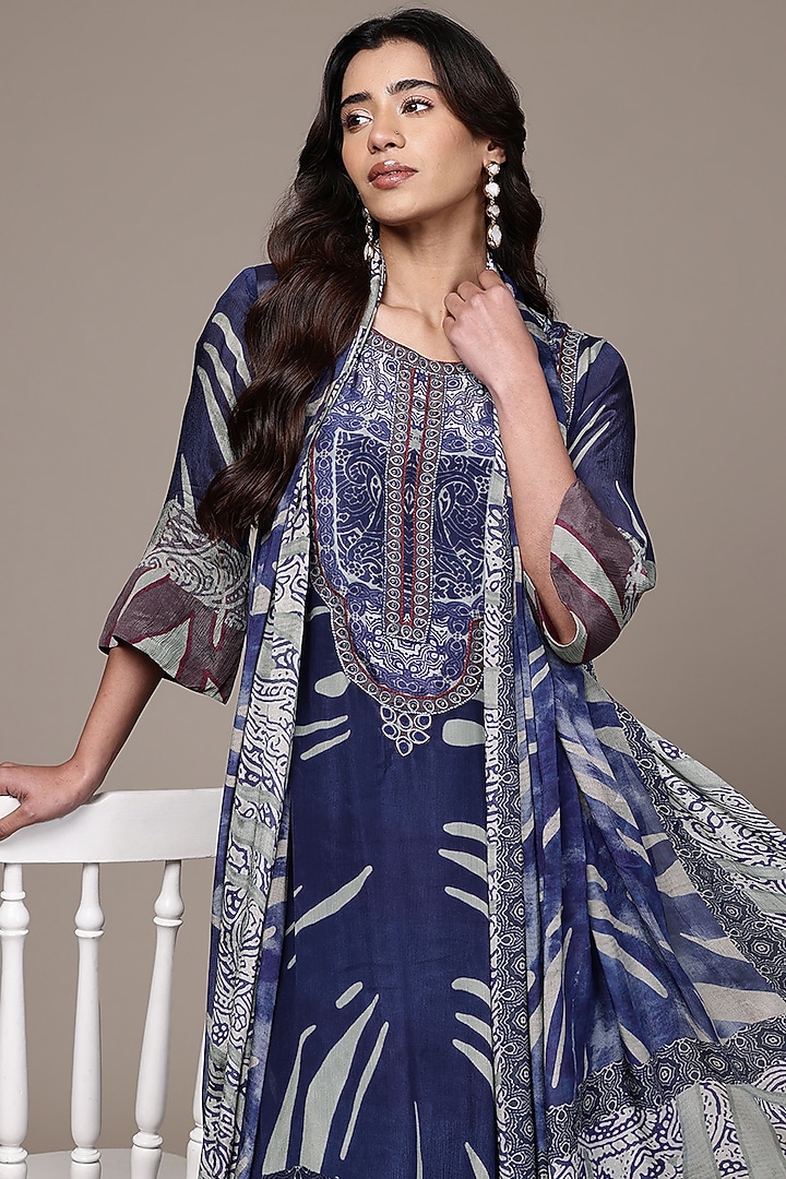 Blue Viscose Chinion Abstract Printed Kurta Set by Ritu Kumar at Pernia's Pop Up Shop