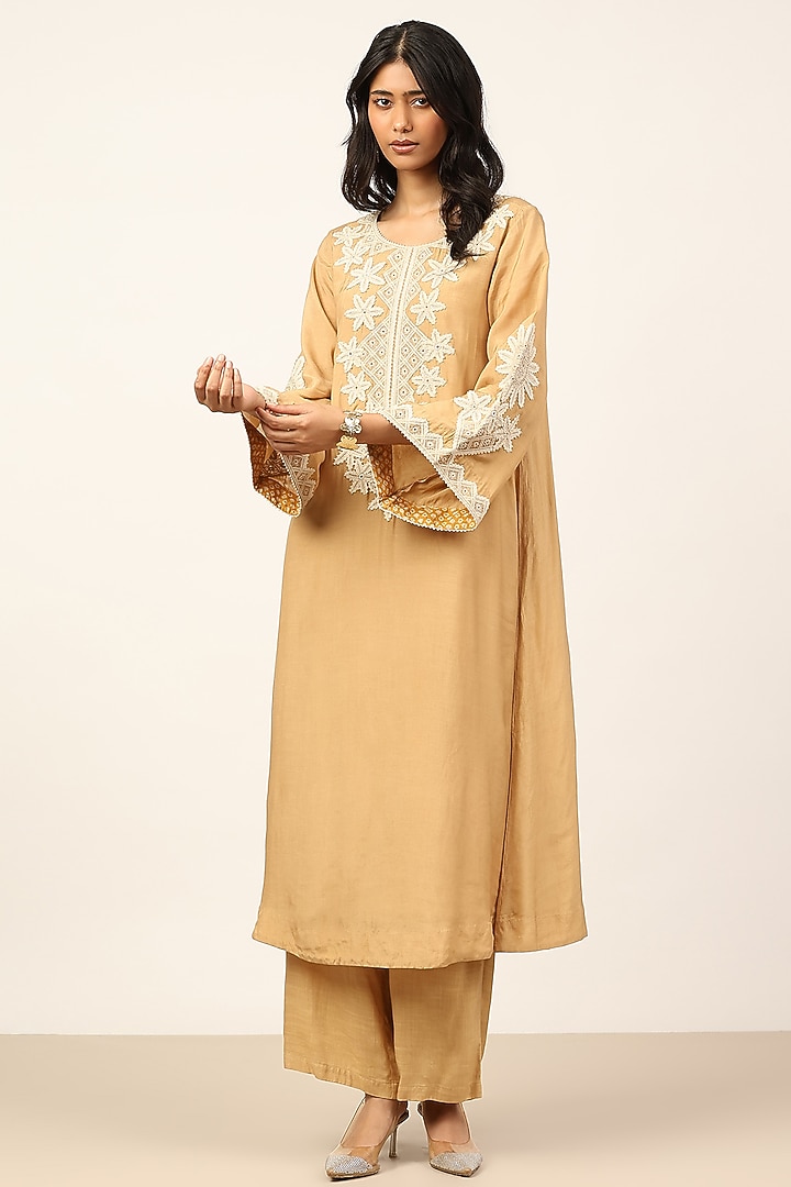 Beige Viscose Silk Kurta Set by Ritu Kumar at Pernia's Pop Up Shop