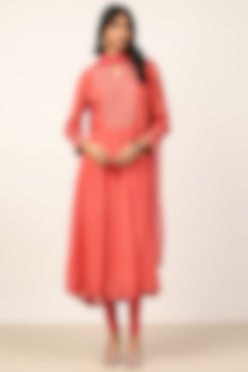 Pink Viscose Chinon Kurta Set by Ritu Kumar at Pernia's Pop Up Shop