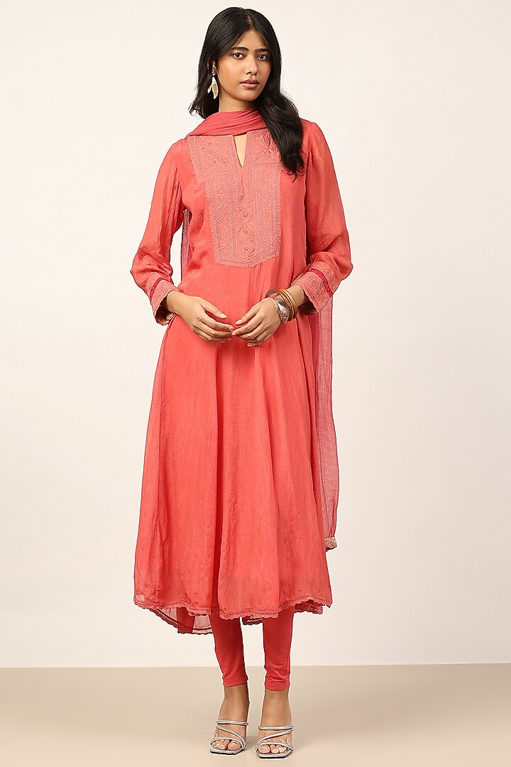 Pink Viscose Chinon Kurta Set by Ritu Kumar at Pernia's Pop Up Shop