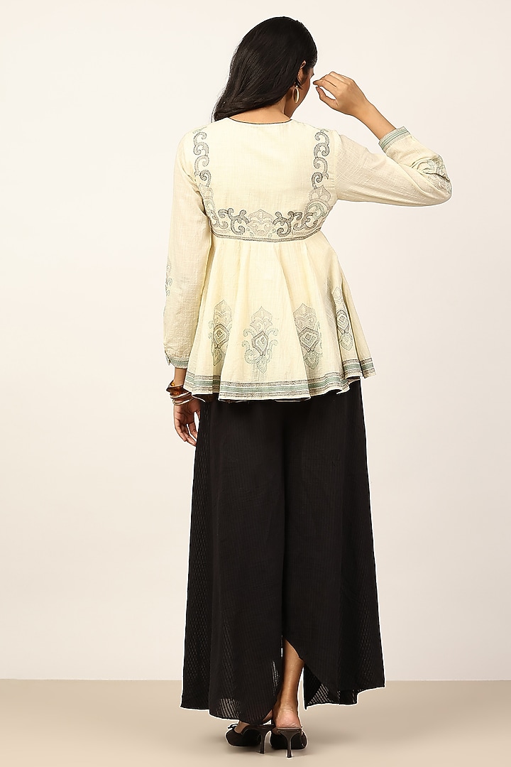 Ecru Cotton Slub Kurta by Ritu Kumar at Pernia's Pop Up Shop