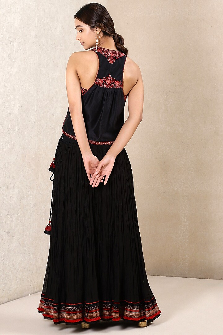 Black Skirt Set With Red Floral Print by Ritu Kumar at Pernia's Pop Up Shop