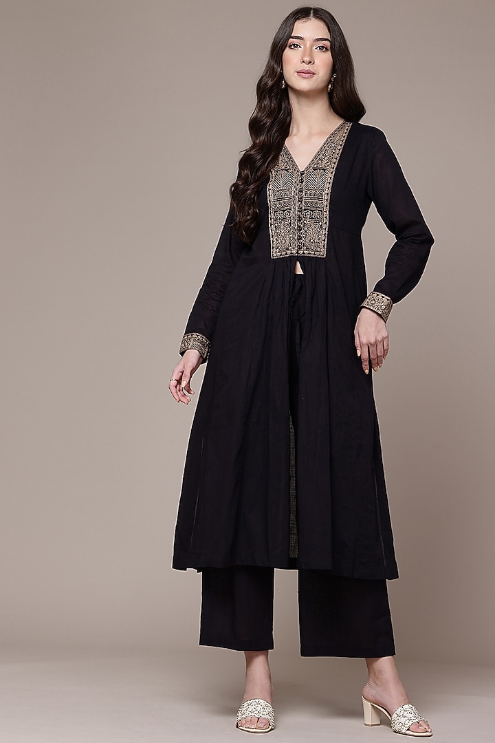 Black Cotton Slub Straight Kurta Set by Ritu Kumar at Pernia's Pop Up Shop