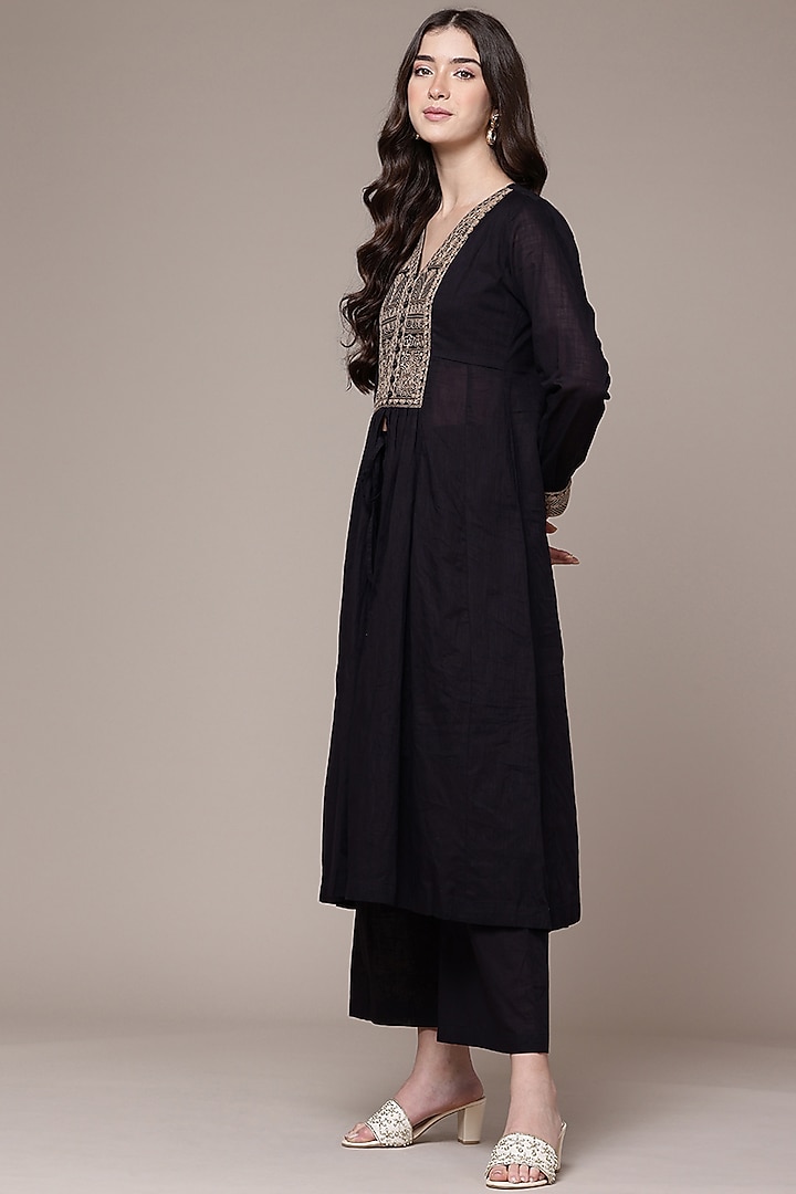 Black Cotton Slub Straight Kurta Set by Ritu Kumar at Pernia's Pop Up Shop