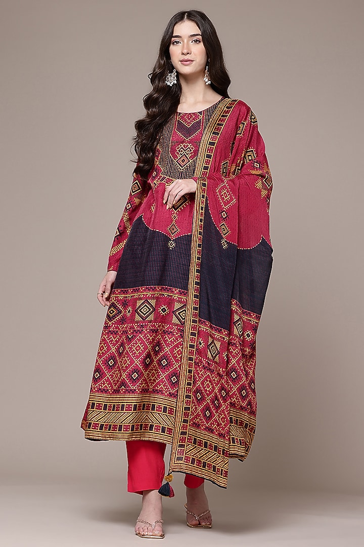 Red Viscose Dupion Tribal Printed Kurta Set by Ritu Kumar at Pernia's Pop Up Shop