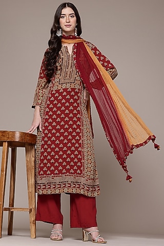 Red Viscose Geometric Printed Kurta Set by Ritu Kumar