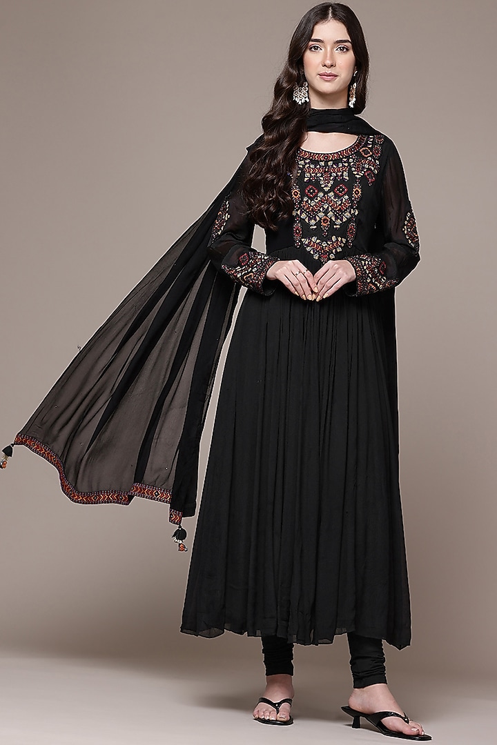Black Viscose Kurta Set by Ritu Kumar at Pernia's Pop Up Shop