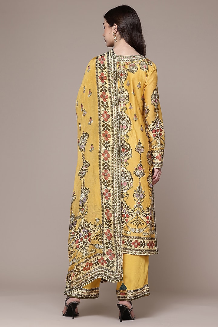 Yellow Cotton Botanical Printed Kurta Set by Ritu Kumar at Pernia's Pop Up Shop