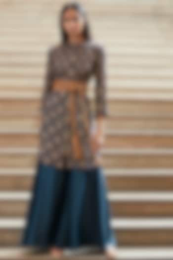 Indigo Blue Printed Shirt Kurta by Ritu Kumar at Pernia's Pop Up Shop