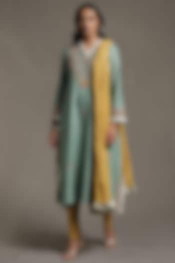 Green Embroidered Kurta Set by Ritu Kumar at Pernia's Pop Up Shop