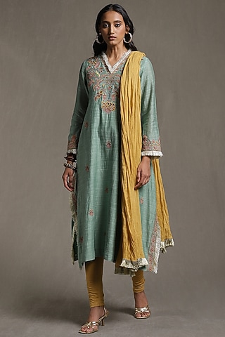 Green Embroidered Kurta Set by Ritu Kumar