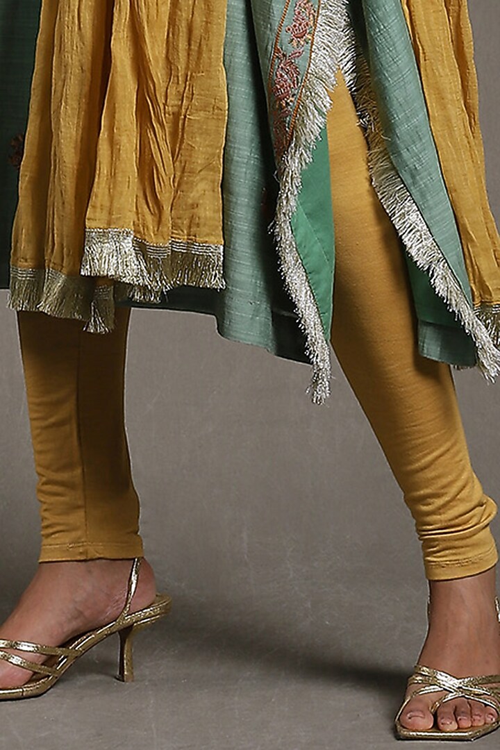 Green Embroidered Kurta Set by Ritu Kumar at Pernia's Pop Up Shop