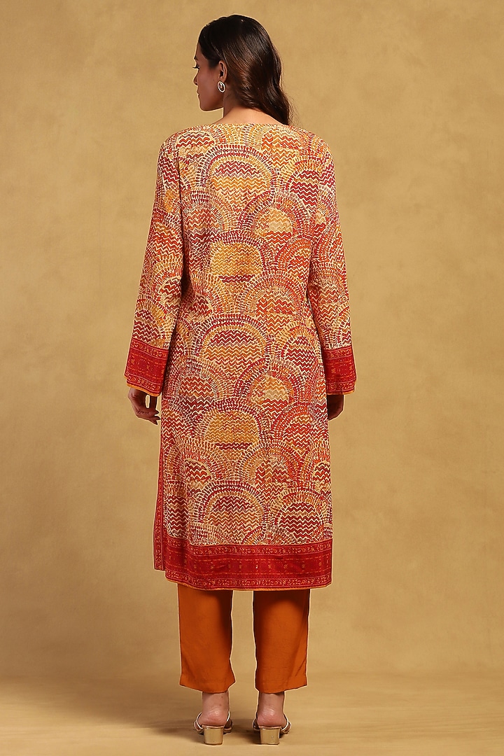Beige Viscose Crepe Paisley Printed Kurta Set by Ritu Kumar at Pernia's Pop Up Shop