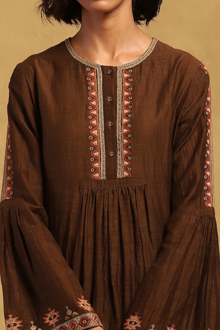 Brown Cotton Silk Kurta Set by Ritu Kumar at Pernia's Pop Up Shop