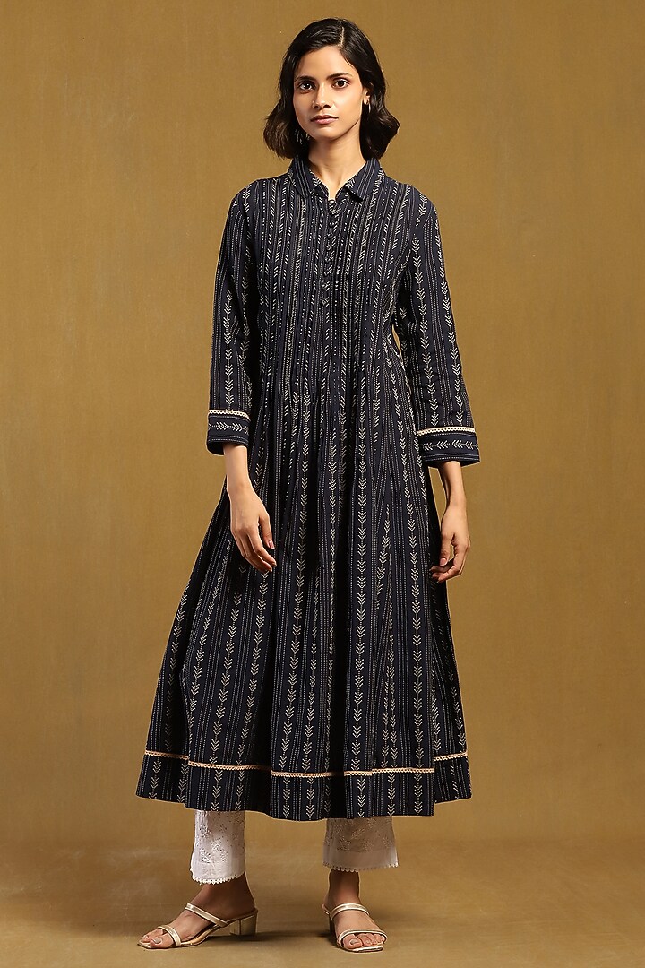 Blue Cotton Yarn Dyed Kurta by Ritu Kumar at Pernia's Pop Up Shop