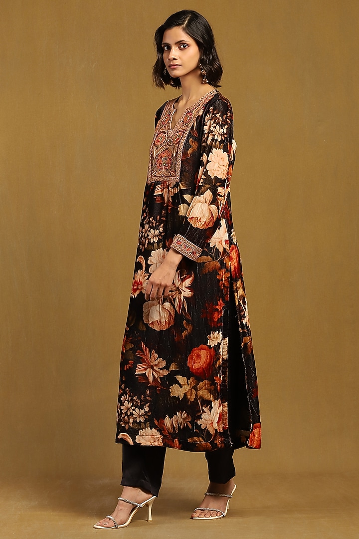 Black Silk Velvet Floral Printed Kurta Set by Ritu Kumar at Pernia's Pop Up Shop