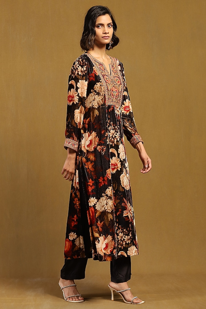 Black Silk Velvet Floral Printed Kurta Set by Ritu Kumar at Pernia's Pop Up Shop