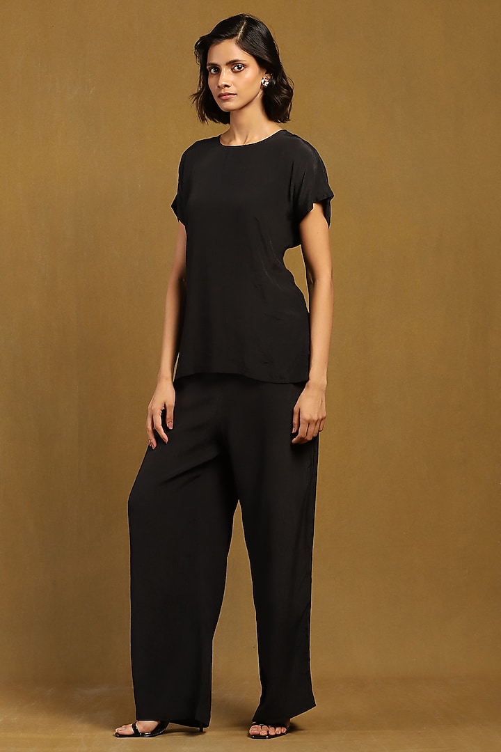 Black Poly Jacquard Cape Set by Ritu Kumar at Pernia's Pop Up Shop