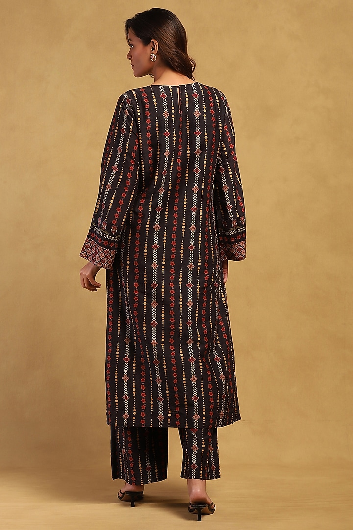 Black Cotton Voile Floral Printed Kurta Set by Ritu Kumar at Pernia's Pop Up Shop