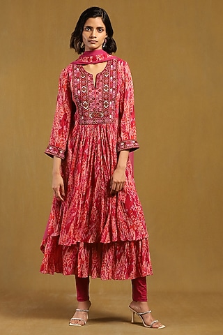 Pink Viscose Chiffon Geometric Printed Kurta Set by Ritu Kumar