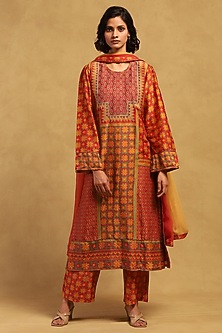 Red Cotton Voile Motif Kurta Set by Ritu Kumar at Pernia's Pop Up Shop 2026