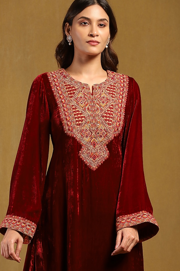 Red Silk Velvet Kurta Set by Ritu Kumar at Pernia's Pop Up Shop